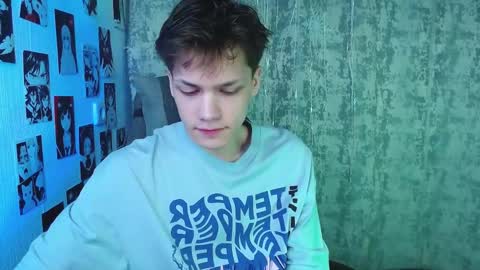 Snapshot of kevin_joestar chatting on November 30, 4:27 am Kevin online show from November 30, 4:27 am