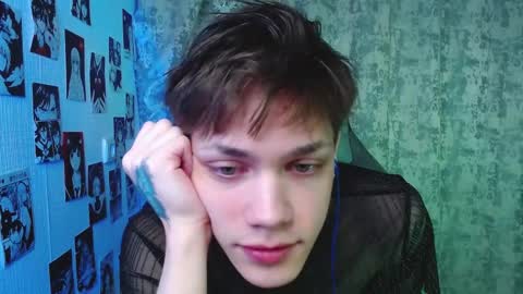 Snapshot of kevin_joestar chatting on December 3, 3:47 am Kevin online show from December 3, 3:47 am