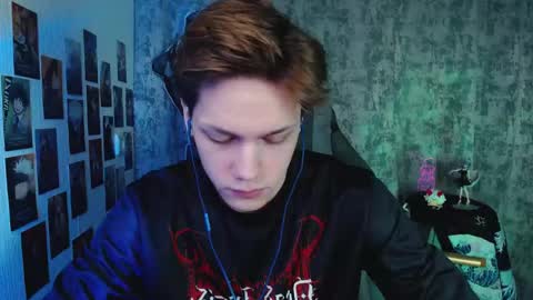 Snapshot of kevin_joestar chatting on February 4, 3:45 am Kevin online show from February 4, 3:45 am