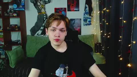 Snapshot of kevin_joestar chatting on February 26, 4:44 am Kevin online show from February 26, 4:44 am