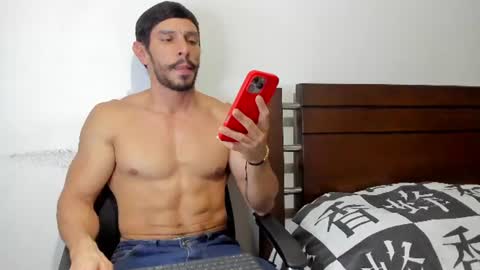 kevin_malone22 online show from July 1, 12:34 am
