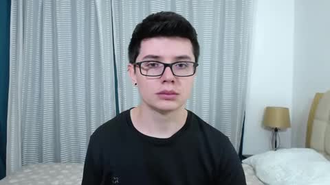 Snapshot of kevinhunts chatting on September 10, 10:10 pm Kevin online show from September 10, 10:10 pm