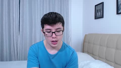 Snapshot of kevinhunts chatting on October 11, 10:30 pm Kevin online show from October 11, 10:30 pm