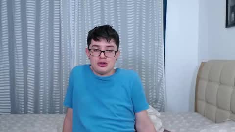 Snapshot of kevinhunts chatting on November 7, 6:30 pm Kevin online show from November 7, 6:30 pm