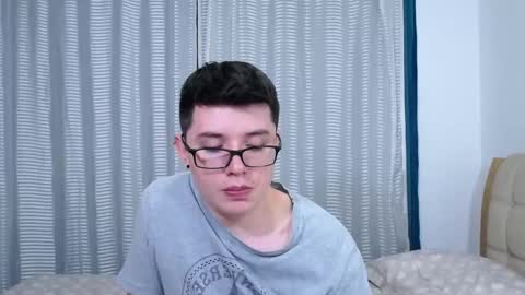 Kevin online show from November 28, 2:14 am