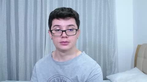 Kevin online show from December 18, 11:33 pm