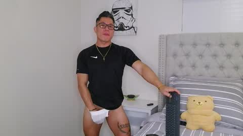 kevinkham online show from October 17, 11:51 pm