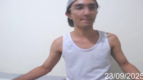 kevin 31lopez independent model online show from September 24, 2:37 am