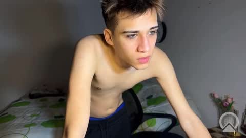kevonly online show from May 25, 10:10 am