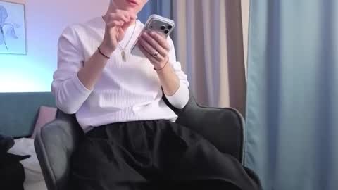 Snapshot of kevinparke chatting on March 2, 12:12 pm Kevin online show from March 2, 12:12 pm