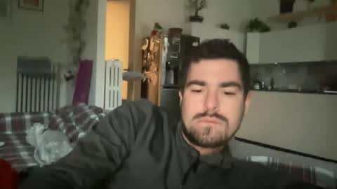 kevinpillobello online show from January 6, 9:46 am