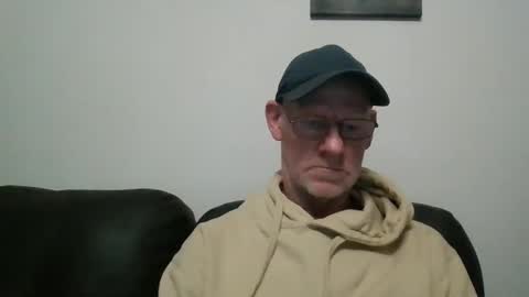 Snapshot of kevlooking4sez chatting on December 22, 8:14 pm kevlooking4sez online show from December 22, 8:14 pm