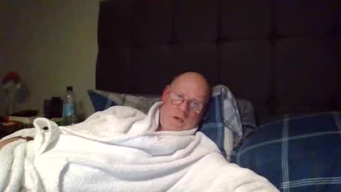 kevlooking4sez online show from April 4, 11:13 pm