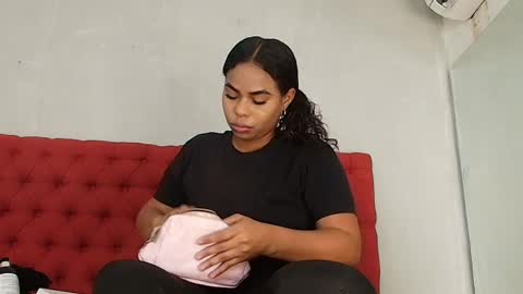 Keyla  online show from April 10, 11:59 am