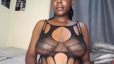 Snapshot of keylaa4 chatting on November 3, 11:04 pm keyla online show from November 3, 11:04 pm