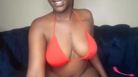 Snapshot of keylaa4 chatting on January 14, 7:25 am keyla online show from January 14, 7:25 am