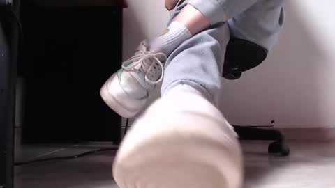     online show from October 29, 3:03 pm