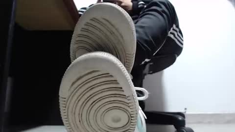     online show from December 3, 11:03 pm