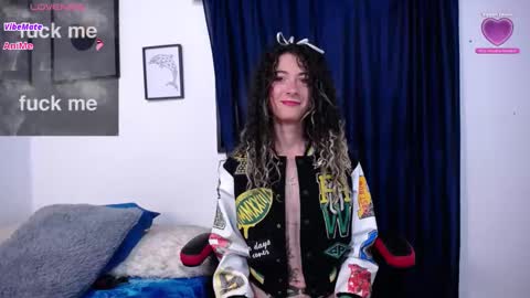 Snapshot of keysha_g chatting on December 2, 3:58 am sofia online show from December 2, 3:58 am