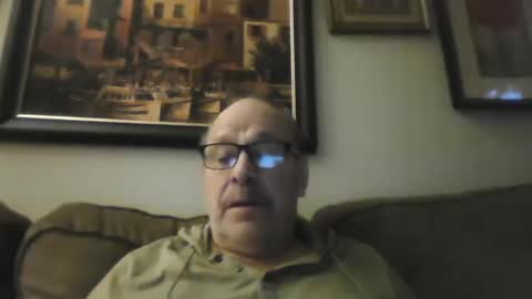 Snapshot of kfries chatting on October 12, 12:48 pm Kent online show from October 12, 12:48 pm