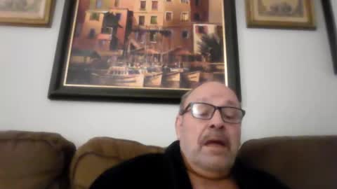 Snapshot of kfries chatting on October 21, 3:02 pm Kent online show from October 21, 3:02 pm