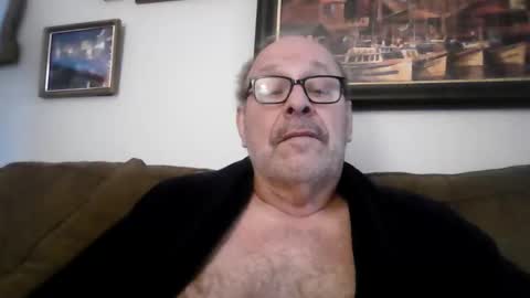 Snapshot of kfries chatting on October 26, 6:03 pm Kent online show from October 26, 6:03 pm