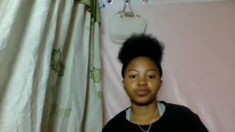 Snapshot of khaissa chatting on June 29, 3:13 am khaissa online show from June 29, 3:13 am
