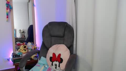 Snapshot of khal_girl chatting on March 16, 1:33 am Liss online show from March 16, 1:33 am