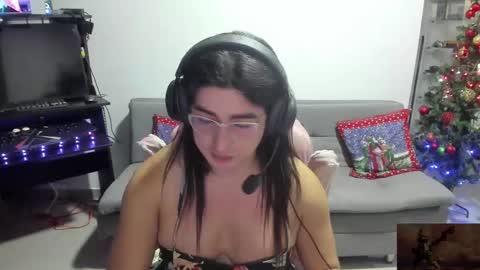 Khalifa Kasumi online show from December 18, 3:23 am