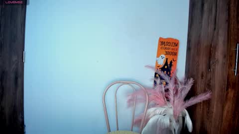 Snapshot of khate_smith chatting on November 11, 4:07 pm khate_smith online show from November 11, 4:07 pm