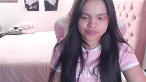 khaterin_26 online show from November 21, 3:27 am