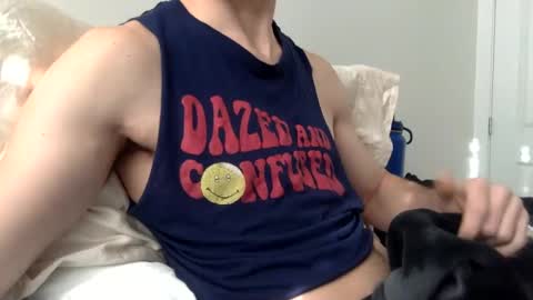 Snapshot of kheaven711 chatting on December 18, 7:52 pm Kheaven711 online show from December 18, 7:52 pm