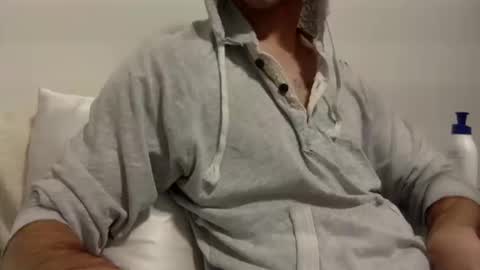 Snapshot of kheaven711 chatting on October 14, 9:32 am Kheaven711 online show from October 14, 9:32 am