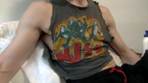 Snapshot of kheaven711 chatting on November 8, 8:18 pm Kheaven711 online show from November 8, 8:18 pm