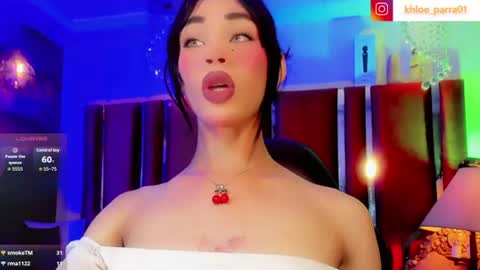 khloe_xxx236646 online show from June 26, 10:25 pm