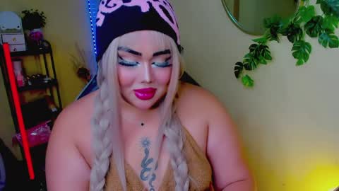 kiacum4u online show from April 12, 12:26 am