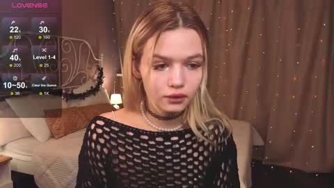 Kiana online show from December 16, 5:56 am