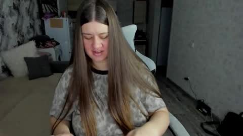 kianna_dior_ online show from November 21, 10:36 am