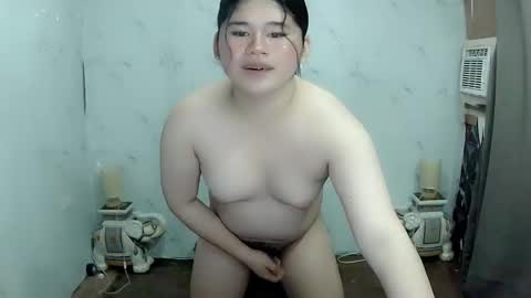 Your SweetGirl Ts online show from February 15, 2:26 am