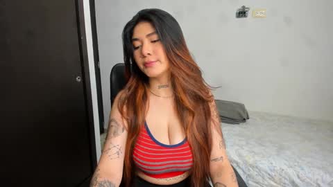 Evelyn online show from December 4, 3:54 pm