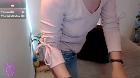 Kiara Bermont online show from December 2, 5:41 pm