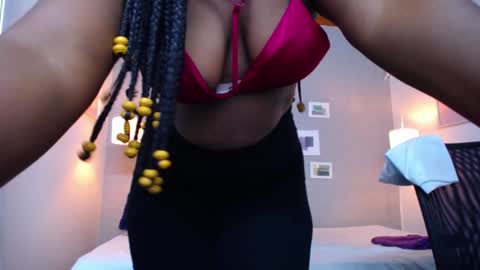 Kiara online show from December 6, 12:45 am