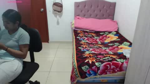 Kiara online show from December 3, 5:11 pm