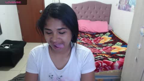 Kiara online show from December 18, 10:27 pm