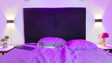 kiaraaqueen online show from March 3, 10:20 pm