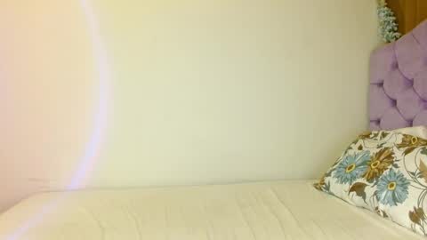 Kiara online show from April 15, 2:29 am