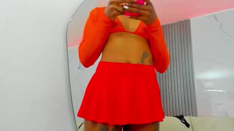 kiaratentation online show from November 12, 10:09 pm