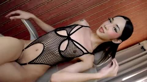 kieramoore online show from July 1, 2:18 pm