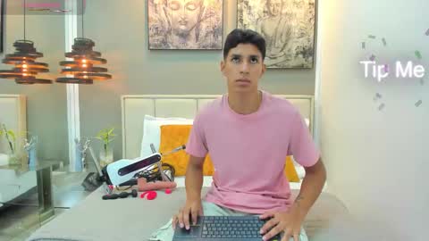 Kieran Derek online show from November 13, 3:27 am