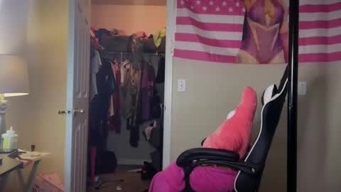 Snapshot of kierstencolexo chatting on December 16, 3:00 pm KIERSTENCOLEXO 66 AMAZON GODDESS online show from December 16, 3:00 pm